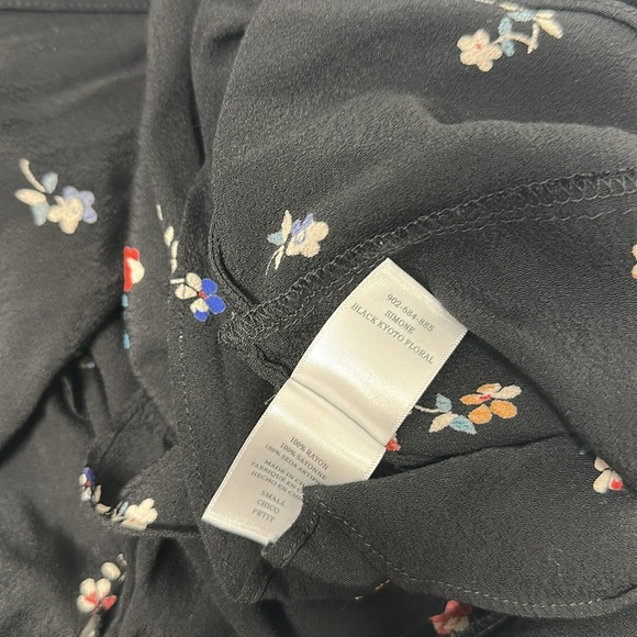 Rails Simone Blouse Wrap Top Long Sleeve Shirt Floral Rayon Black Size Small - Picture 9 of 10